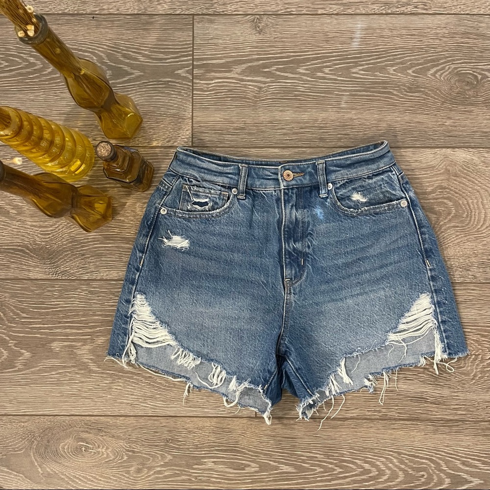 Mom Short